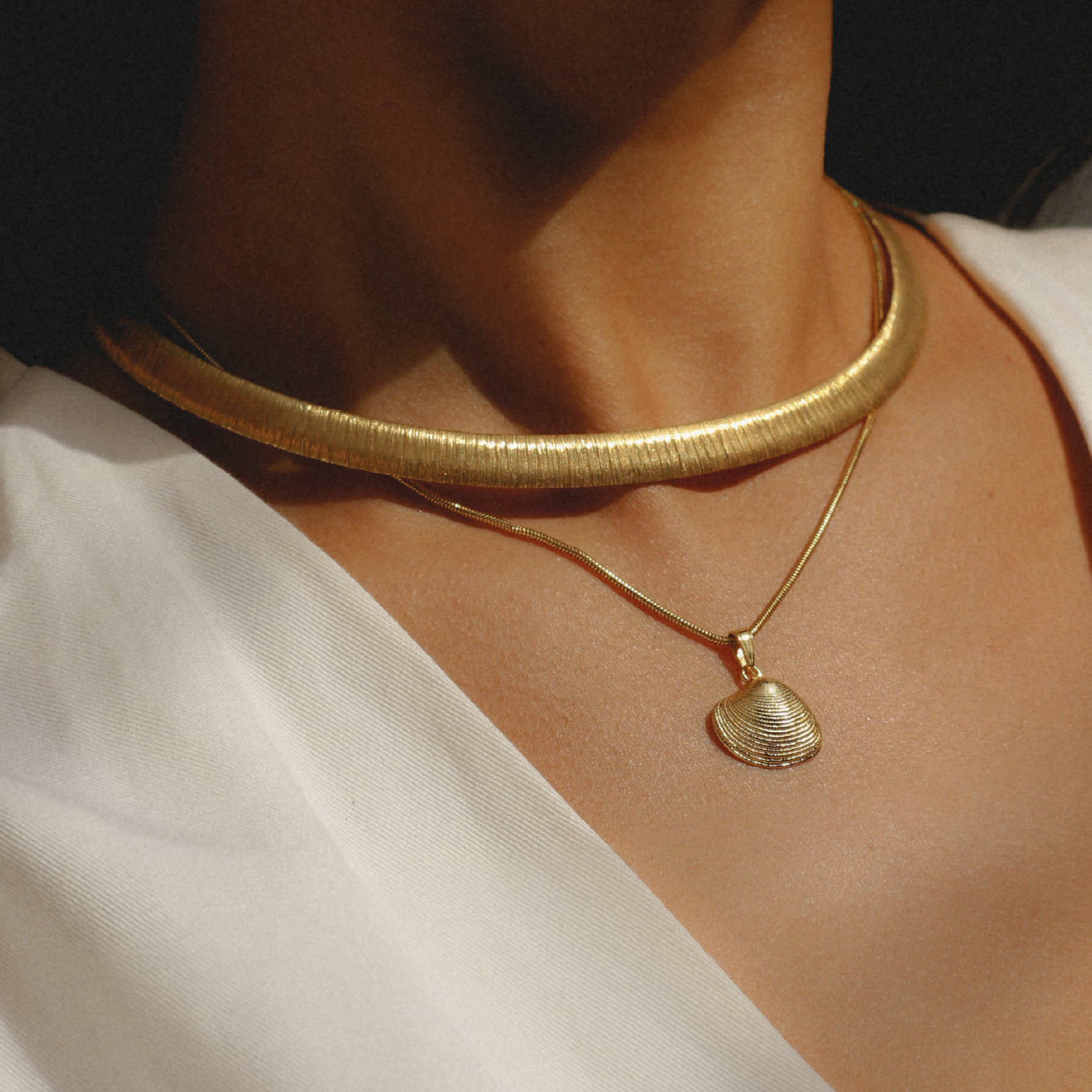 Collares