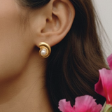Caracol Perla Golden Earrings