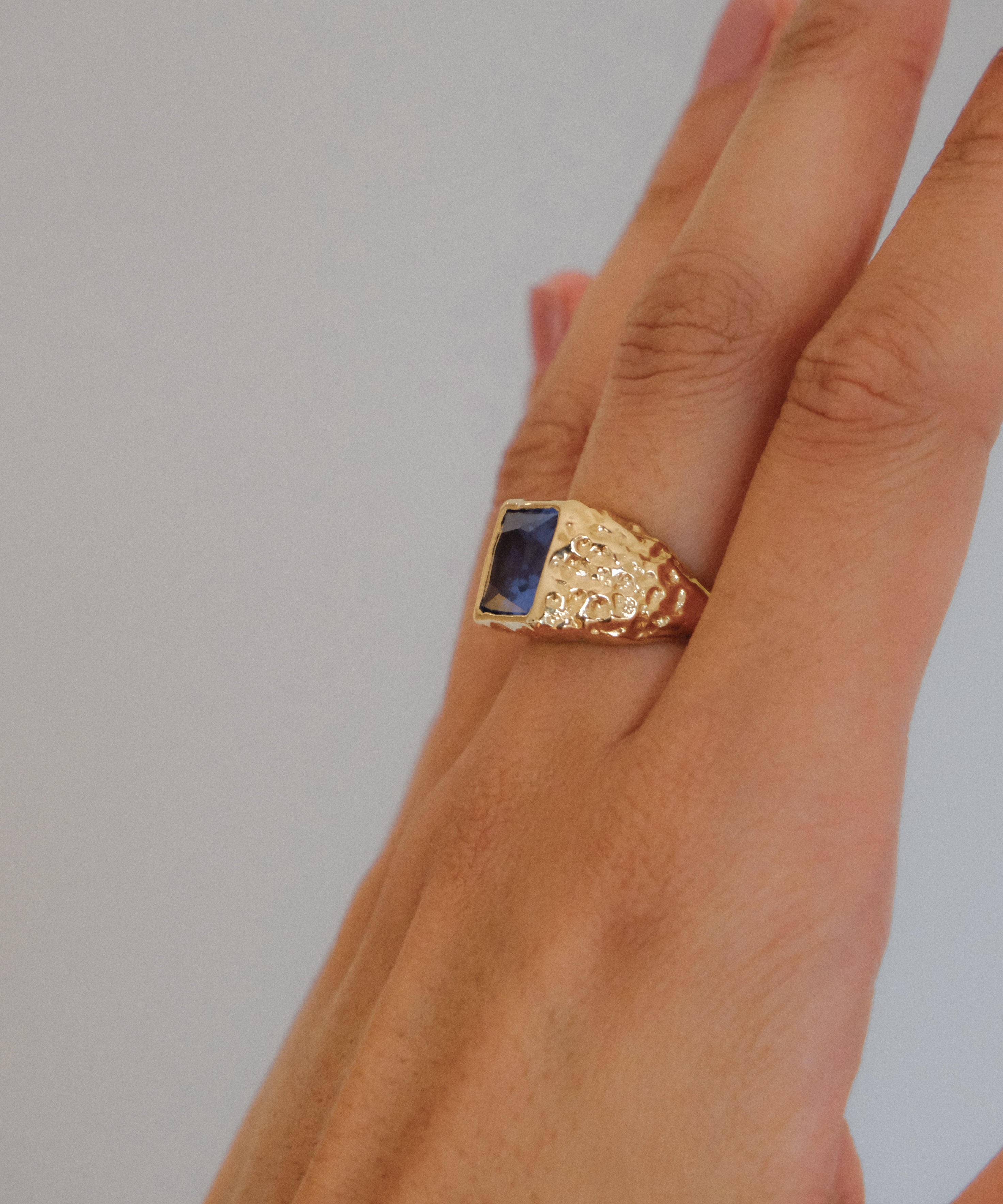 Mestiza Signature Ring - Deep Blue