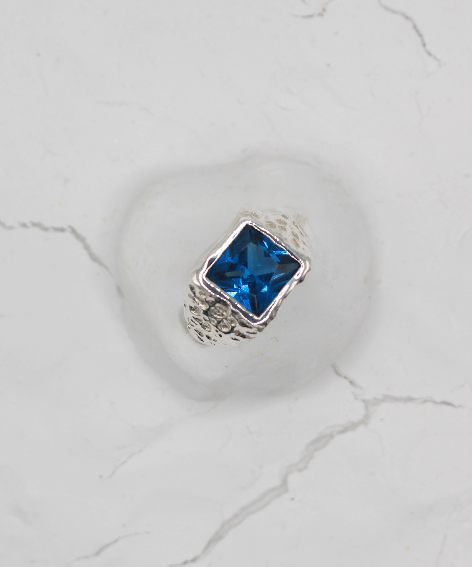 Mestiza Signature Ring - Deep Blue