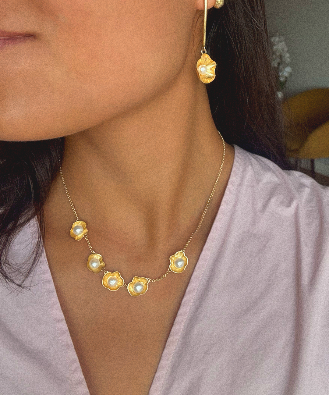 Alba Necklace
