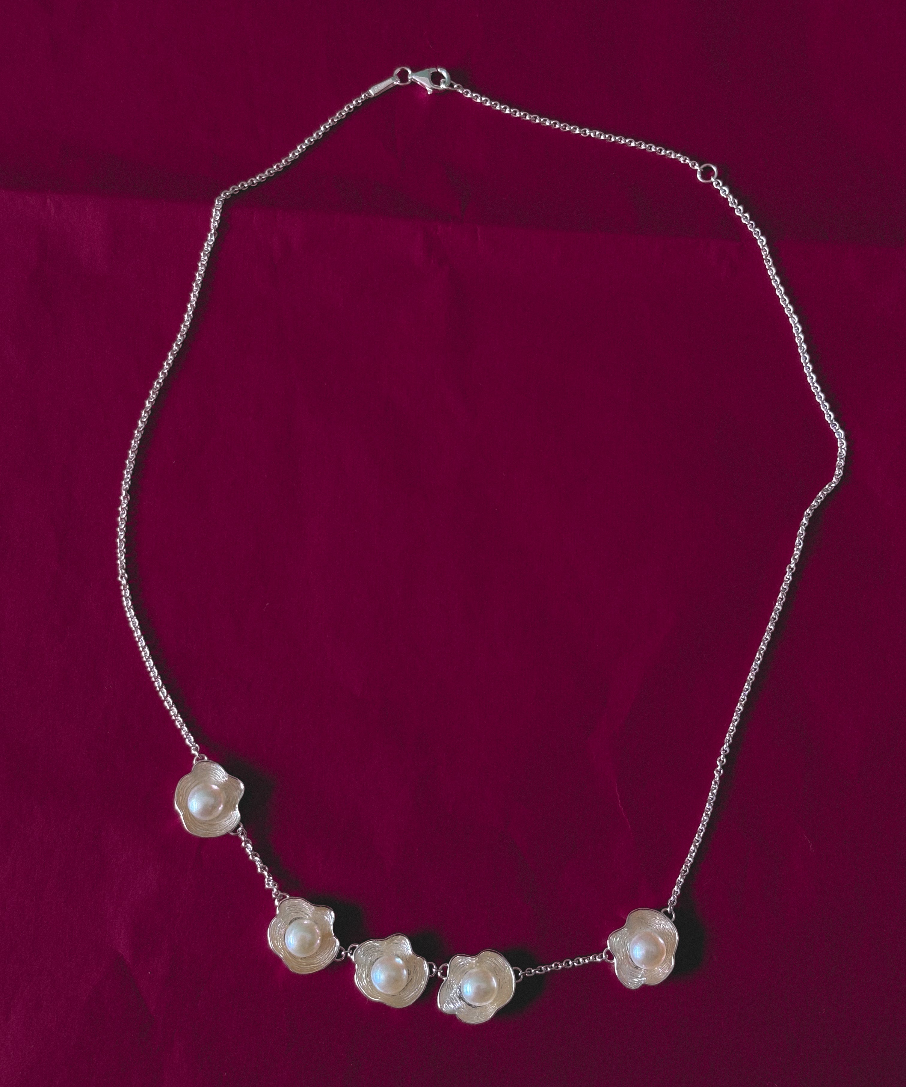 Alba Necklace