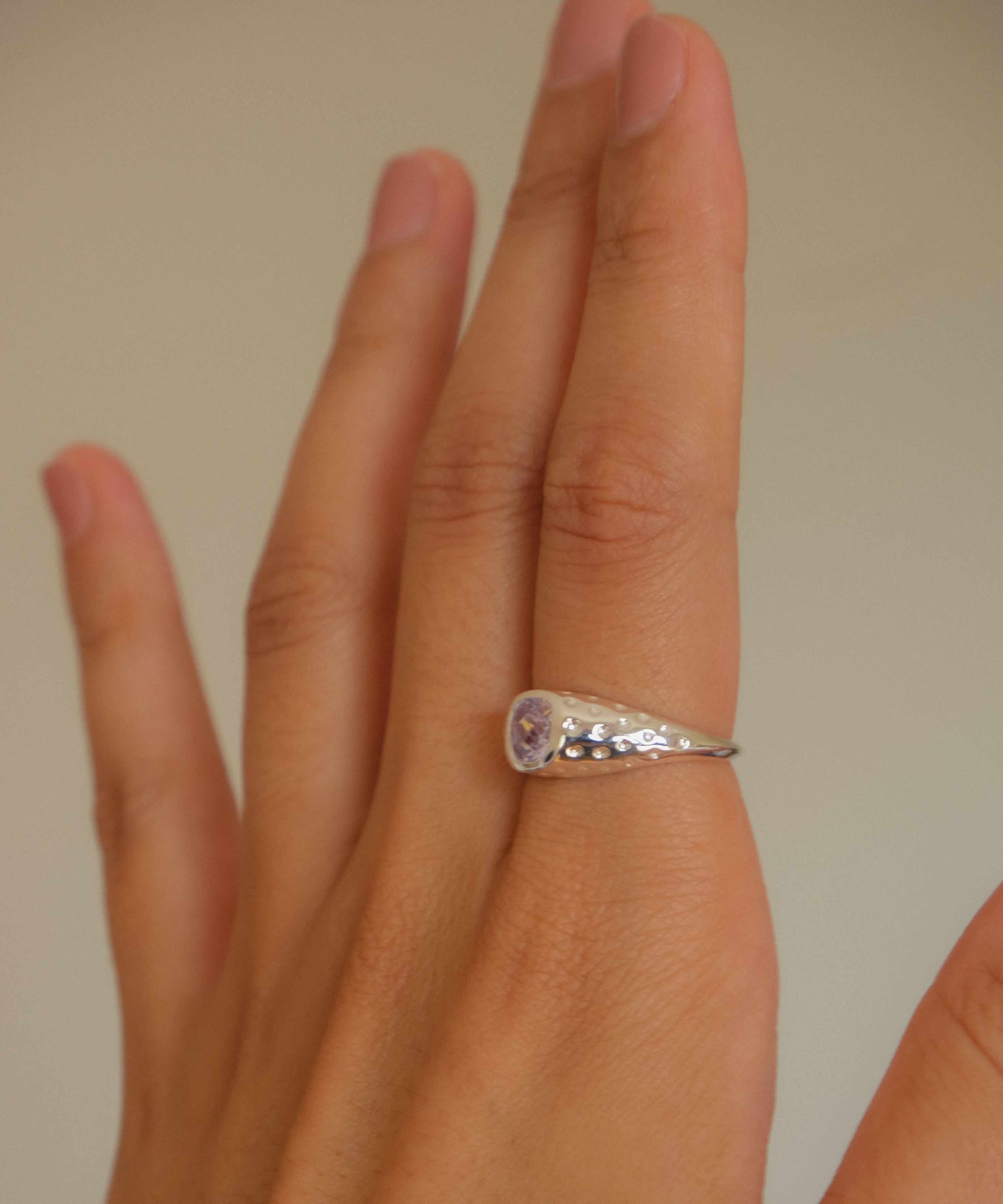 Mini Signature Ring -  Lavanda